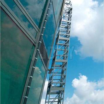 Details van een hellende hangende ladder gebruikt voor de onderhoud van een gevel. Details van een hellende hangende ladder - Building Maintenance Unit